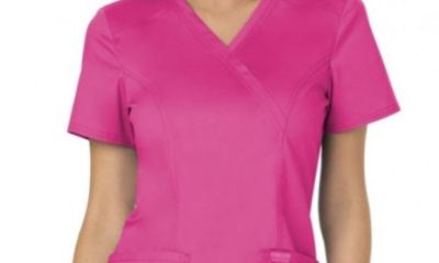 Jak wybrać wygodną i funkcjonalną bluzę medyczną?